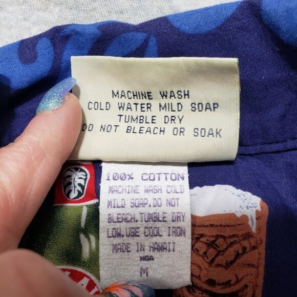 Winnie Fashion Shirt Mens Medium Blue Short Sleeve Button-Up Hawaiian Beer - Picture 5 of 5